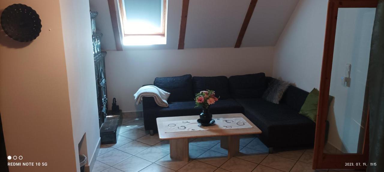 Parraghegy Apartman Vila Zalaszanto Exterior foto