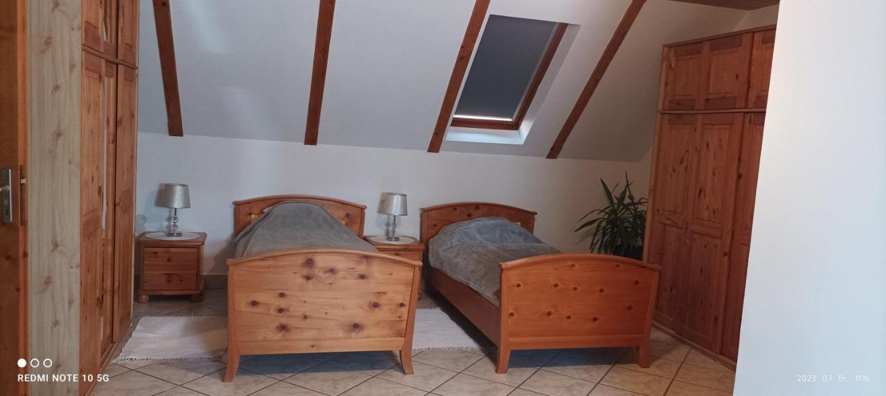 Parraghegy Apartman Vila Zalaszanto Exterior foto